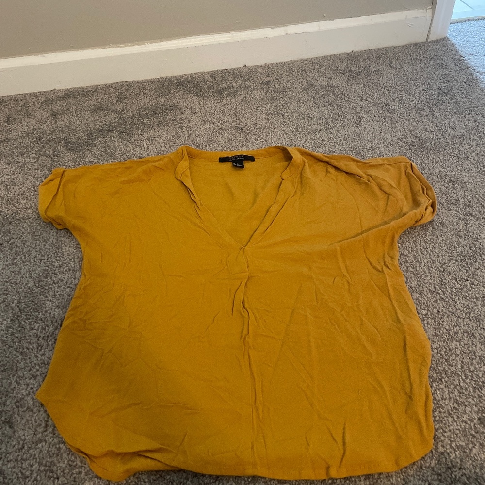 V neck Short sleeve top